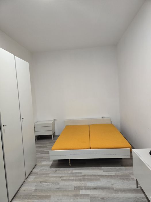 Garsoniera de inchiriat