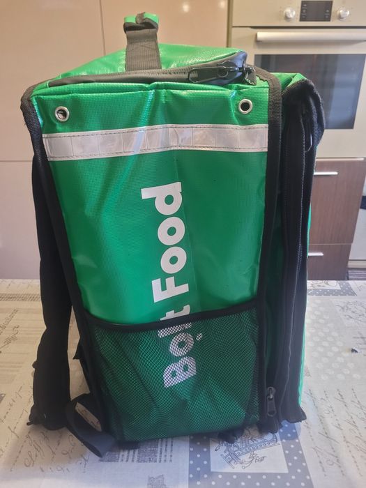 Vând geanta Bolt Food noua