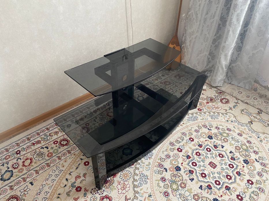 Продам подставку под телевизор