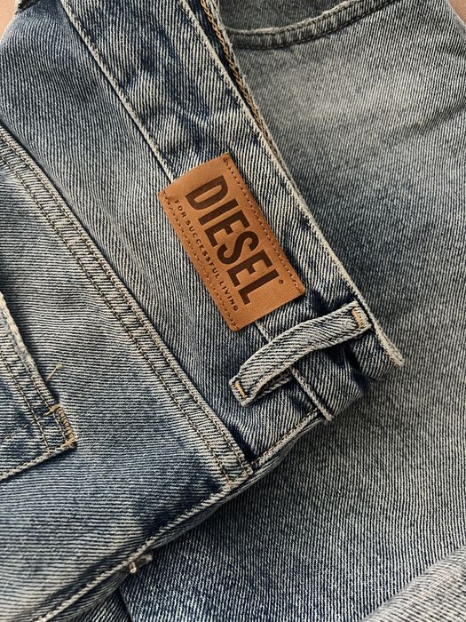 Джинсовые шорты Diesel