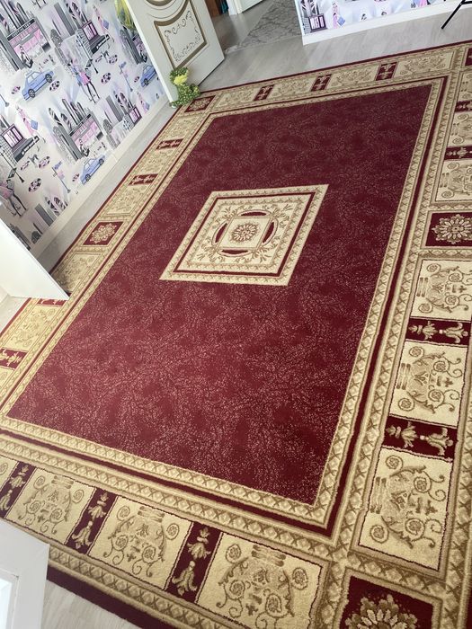 Ковер кілем красный 2,5*3,5м