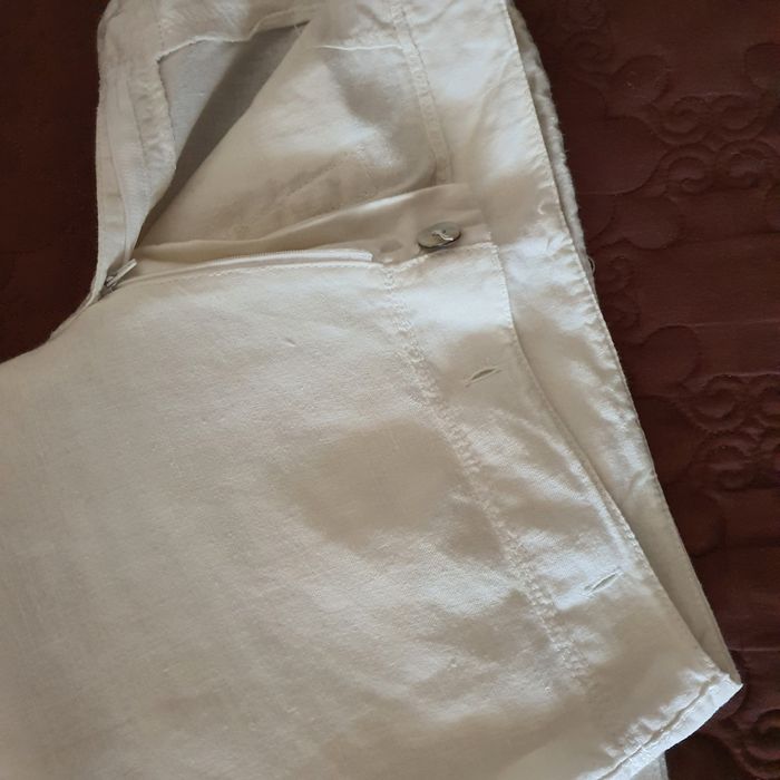 Дамски бял панталон летен