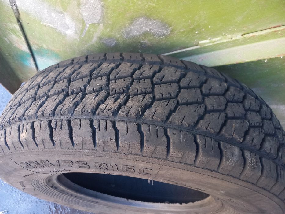 Автошины на 16 225×75