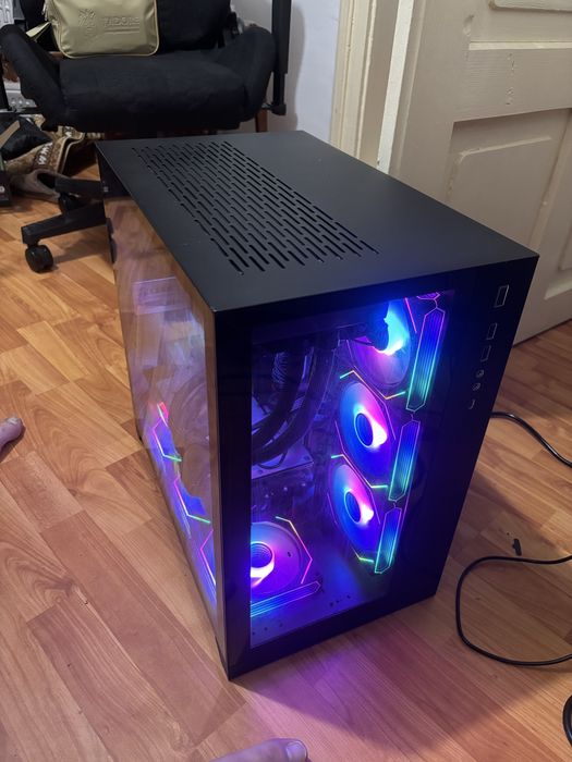 Vand pc ryzen 9 9900x cu rtx 2080 ti 32 Gb Ram