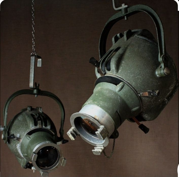 Strand Electric reflector .Kodak focussing spotlight.Lampa veche.tip r