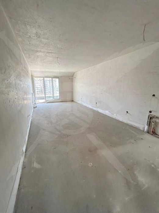 Продава се Тристаен апартамент в Пловдив, Гагарин - 126 кв.м за 945 €/кв.м - Снимка #2