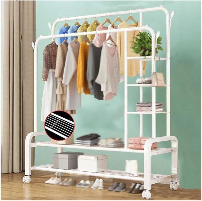 Гардеробная вешалка для одежды