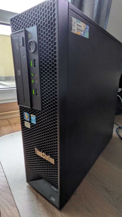 Мощна двупроцесорна работна станция Lenovo C30