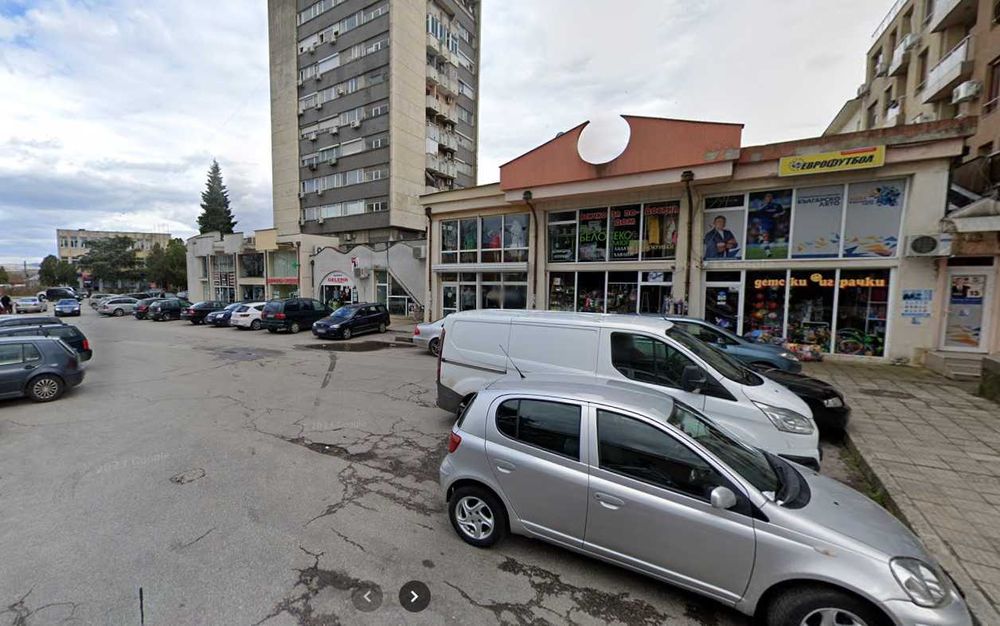 Дава се под наем Магазин в Харманли - 74 кв.м за 306 € - Снимка #3