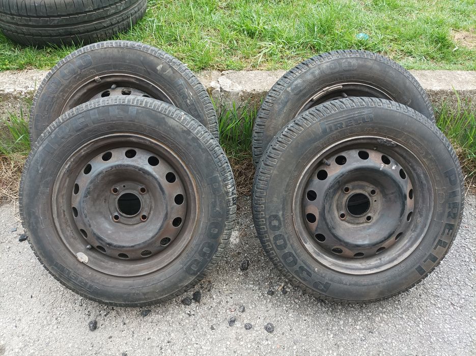 Комплект летни гуми с джанти за Пежо206