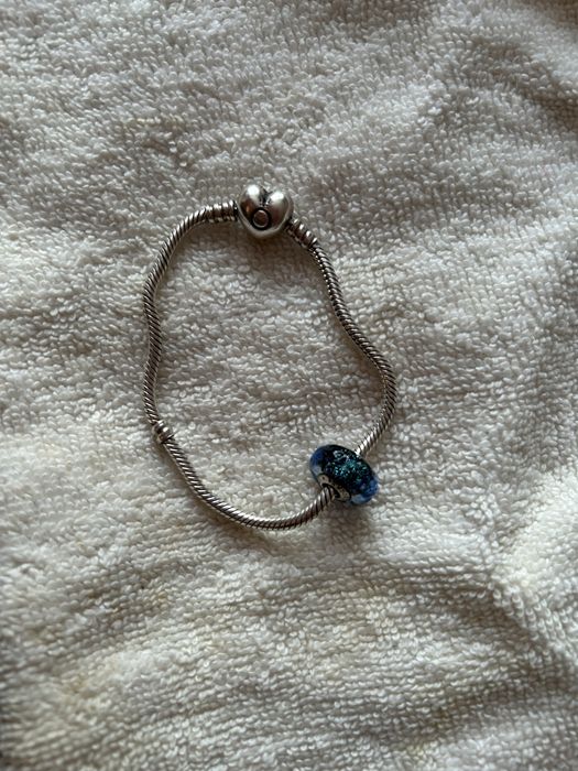 Продам браслет Пандора