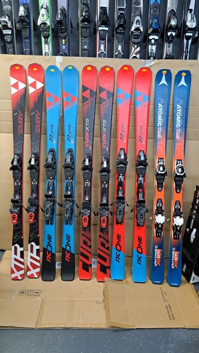 De vanzare schiuri 157 cm