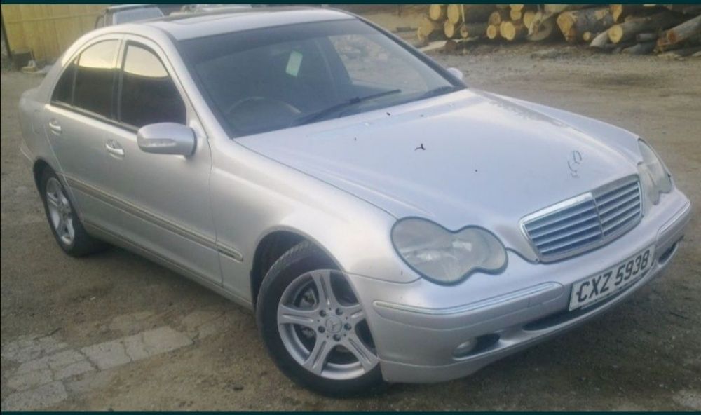 Rezervor lichid parbriz 2038600260 mercedes c class W 203  c180 c220