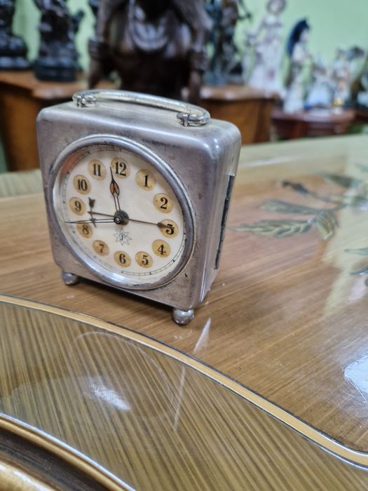 Рядък антикварен колекционерски каретен часовник Junghans