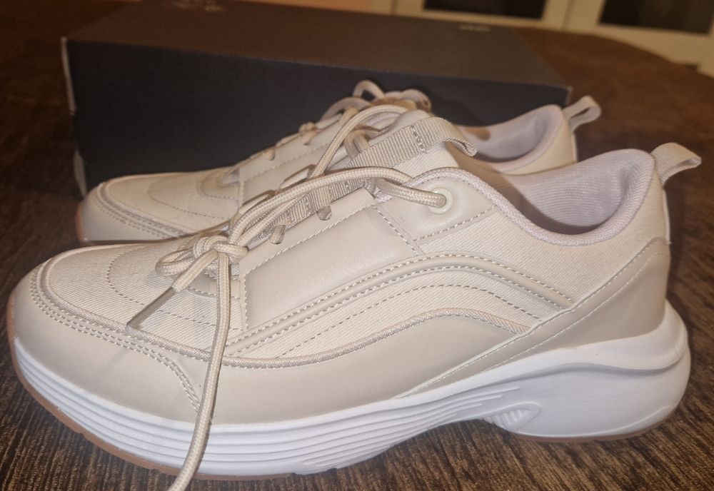 Pantofi sport casual