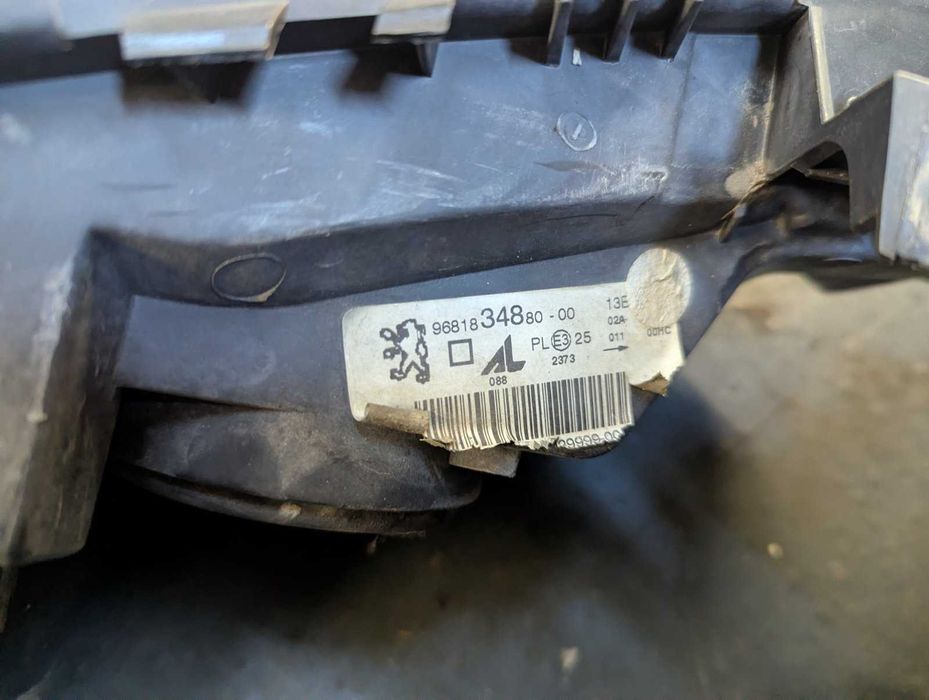 Халогенни фарове за Peugeot 307 фейслифт