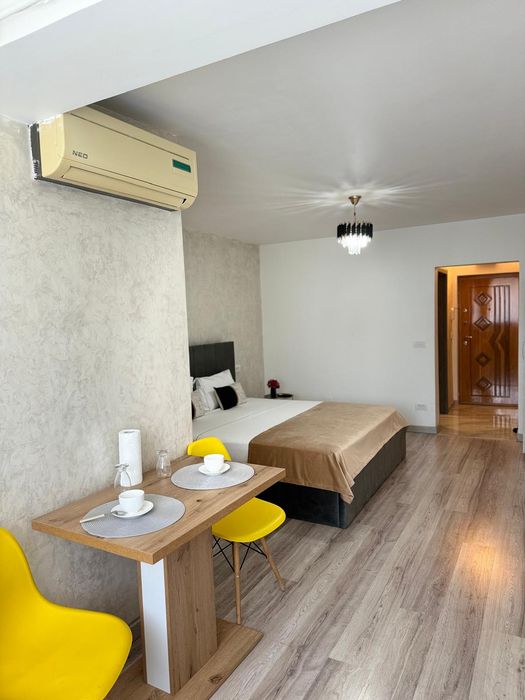 R. Hotelier Mazepa Faleza Lux/Nou:C.T.