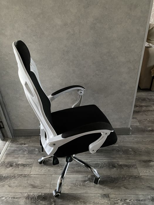 Кресло офисное сетчатое