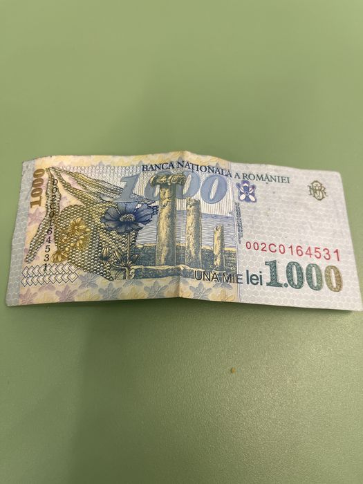 Vand bagnotă de 1000 lei