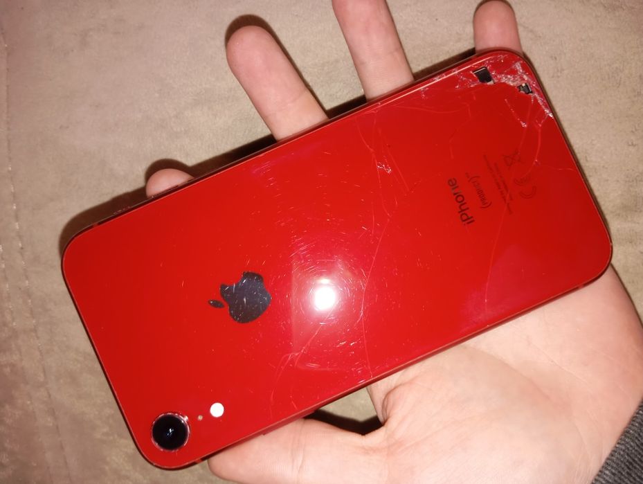 Продам iPhone XR 64GB