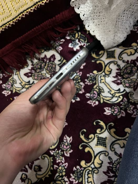 Xiaomi 12T 8/128 xotira xolati ideal