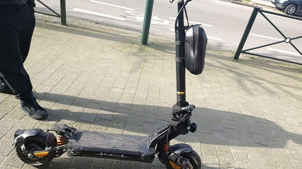 Trotineta electrica kukirin g2 master