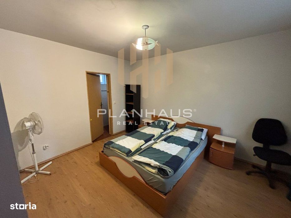 Închiriere - apartament cu 3 camere - Zona Piata Izvoare