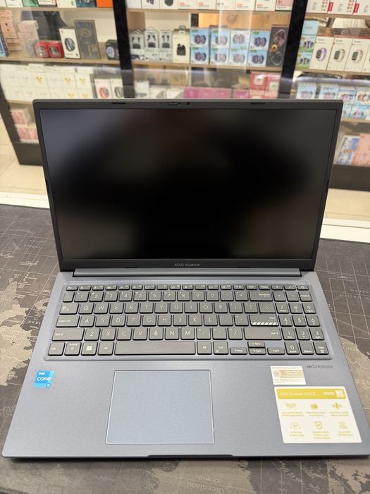 Asus Vivobook f1504V
