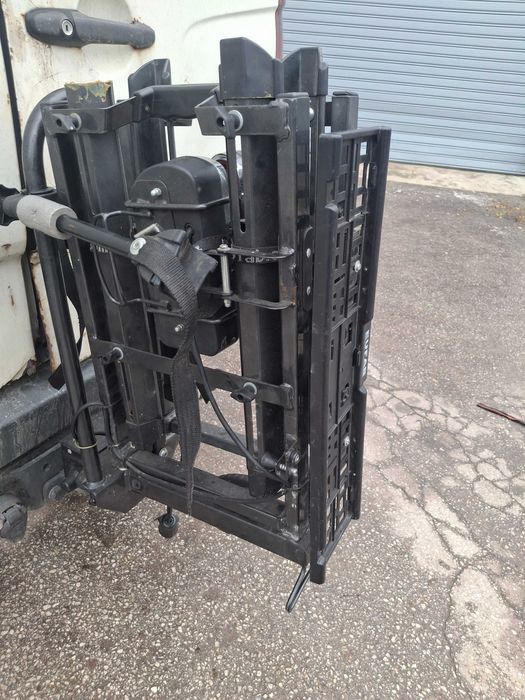 Багажник за теглич за велосипеди