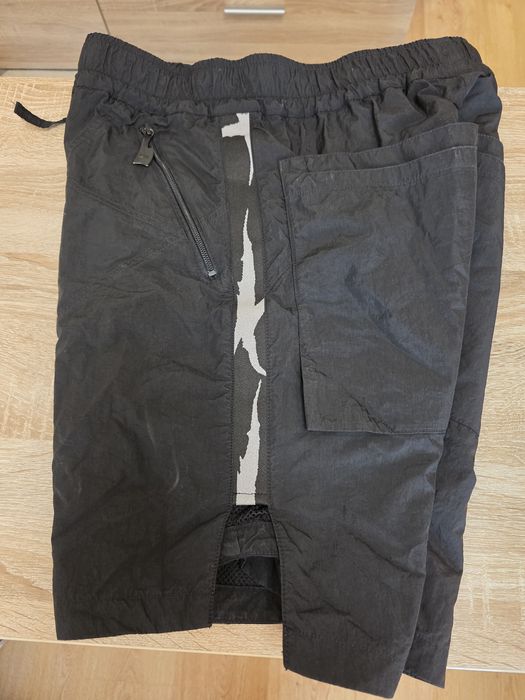 Luda Side Split Shorts