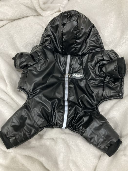 Hainute catei noi si utilizate de la 20 ron