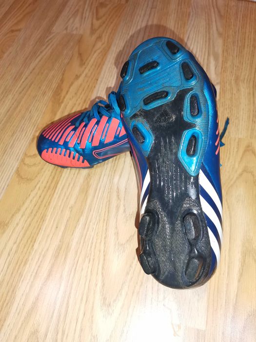 Детски бутонки адидас преди то 35