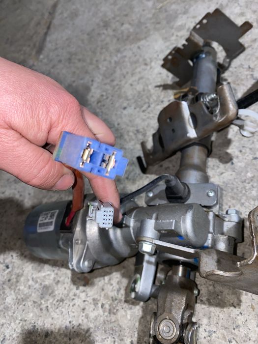 Продам рулевую колонку