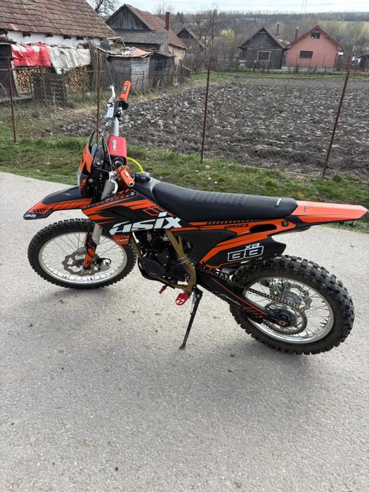 Se vinde Cross in stare foare buna