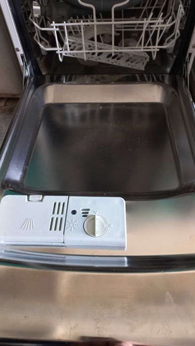 Посудомоечная машина Whirlpool