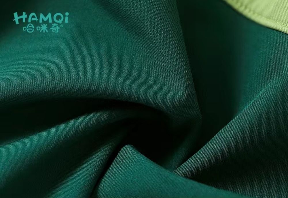 Продам ветровку новая