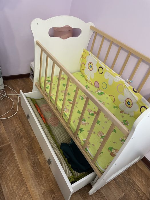 Продам детская кроватка манеж