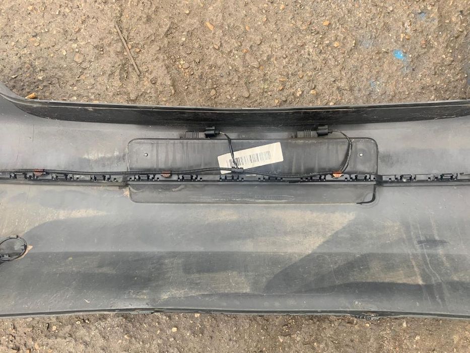 Spoiler / Bara Spate VW Golf 5 Hatchback 2003 - 2009 cu Mici Defecte / Imperfectiuni Cod: 1K6807521