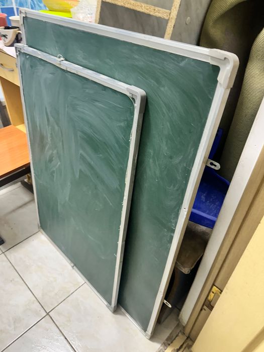 Парта орындықтарымен срочно сатылады!!!