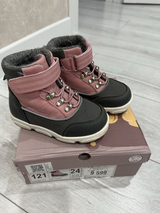 Ботинки для девочки