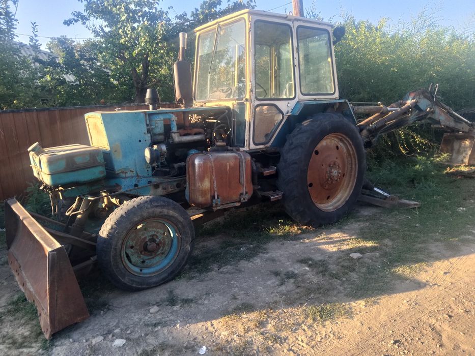 Экскаватор ЮМЗ 6