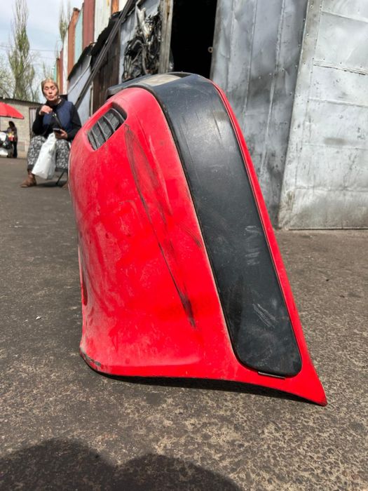 Передний бампер Audi 80 b4