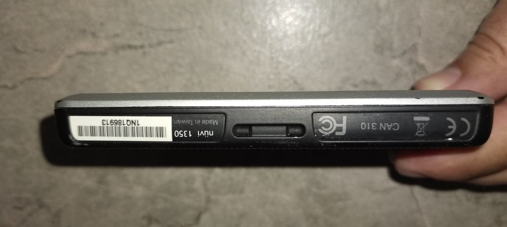 Продавам навигация Garmin nuvi 1350