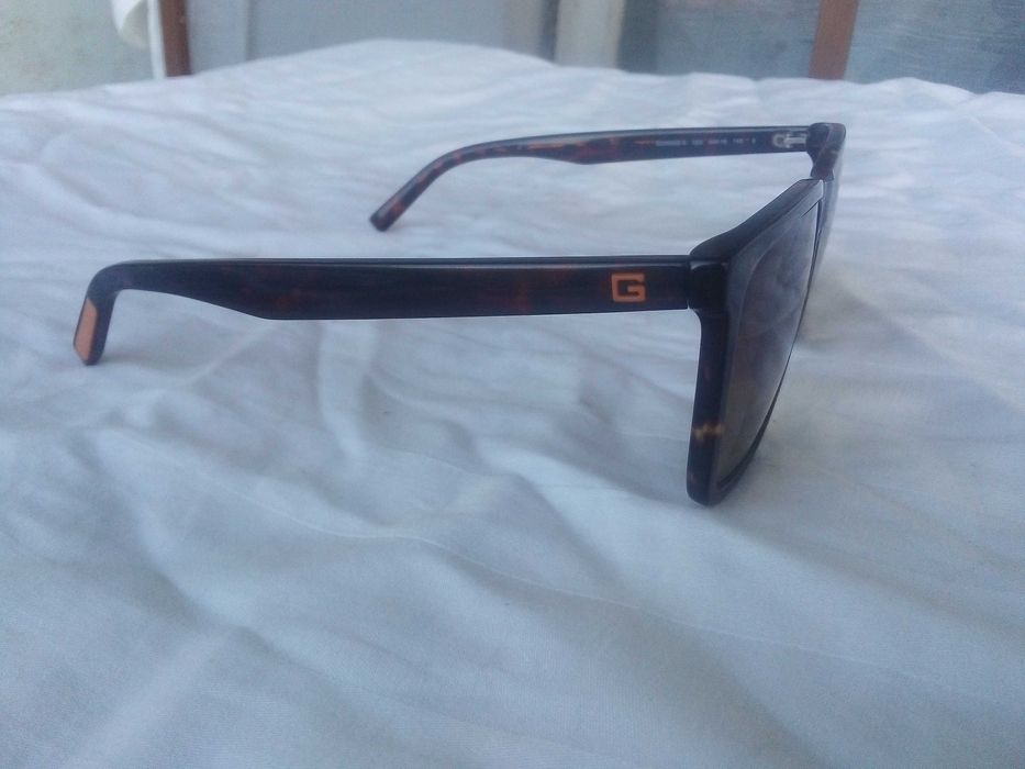 Слънчеви очила GUESS GU00032-D