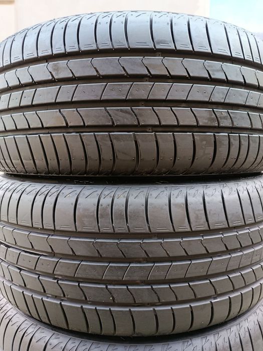 215_55_17 Kumho Ecsta