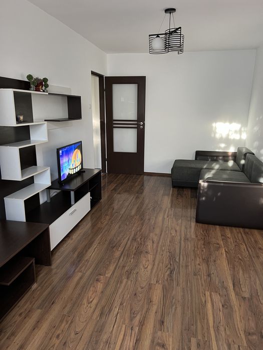 Inchiriez apartament 2 camere