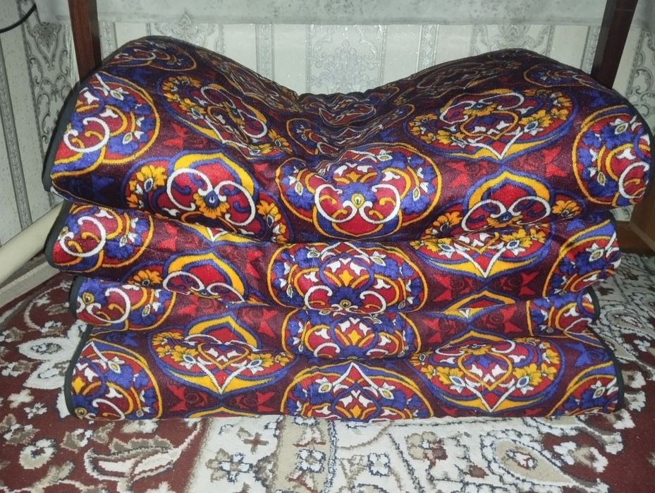 Курпача 4 метрли  2 та.