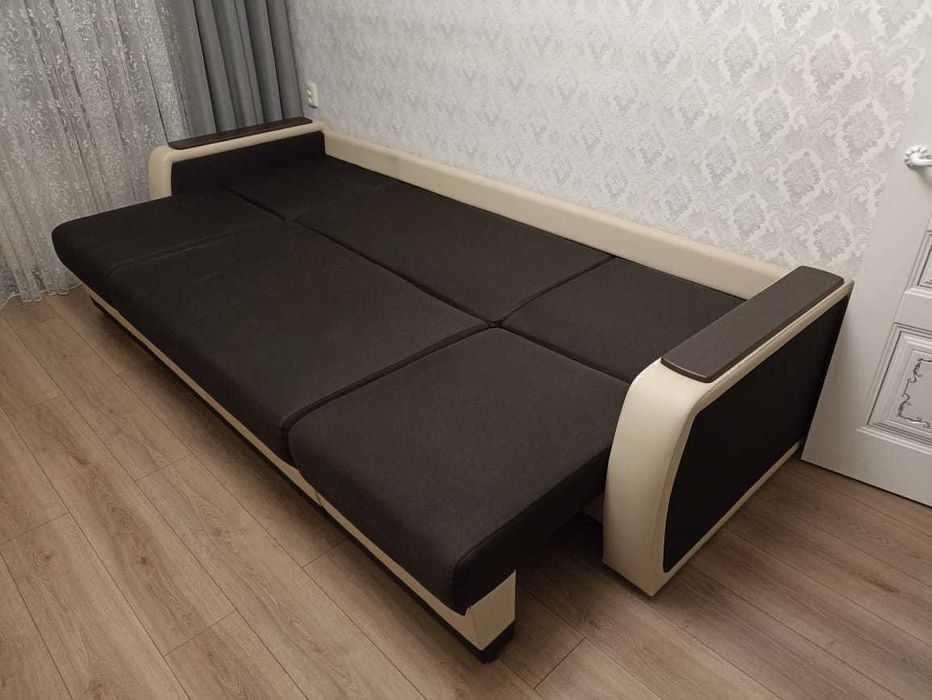 Продам б/у диван в хорошем состоянии