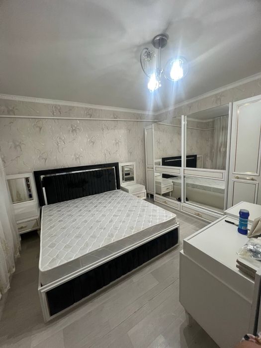 Спальный гарнитур сатылады