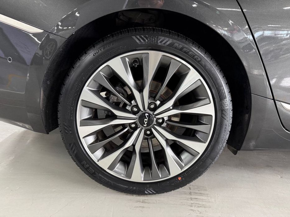 Джанти Kia K8 / Kиа 19” 5 x 114,3 8J ET 49.5